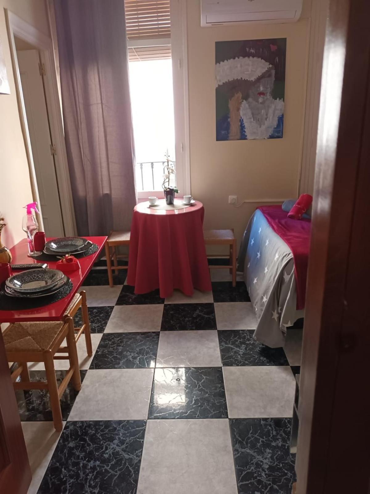 Apartamentos Oscar Granada Rum bild